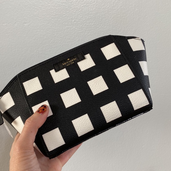 NWT Kate Spade Checkered Clutch ♠️ - Picture 2 of 7